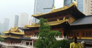 SHANGHAI JING´AN TEMPLE : LARGEST SITTING JADE BUDDHA